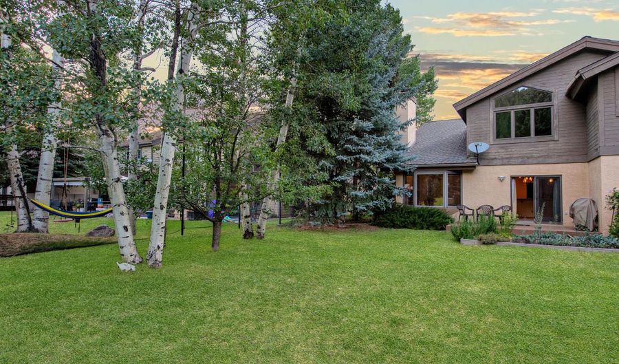 100 Deer Blvd B, Avon, CO 81620 - 4 Beds, 3 Bath