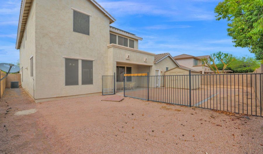 453 E WHITE WING Dr, Casa Grande, AZ 85122 - 4 Beds, 3 Bath