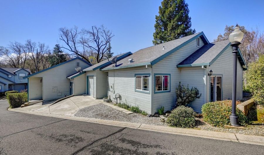 1255 Annalee Dr, Angels Camp, CA 95222 - 2 Beds, 1 Bath