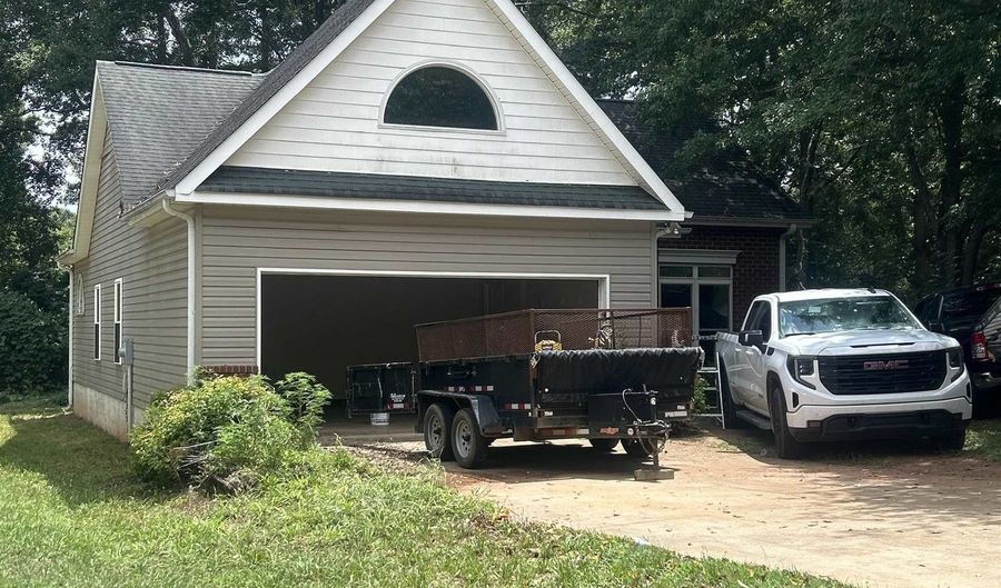 112 Ashton Ln, Anderson, SC 29621 - 3 Beds, 2 Bath