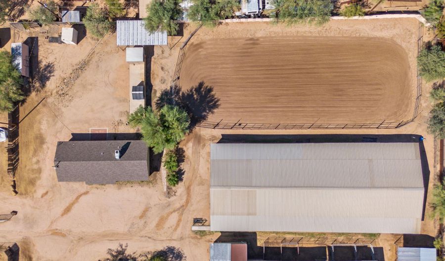 27429 N 44TH St, Cave Creek, AZ 85331 - 2 Beds, 2 Bath