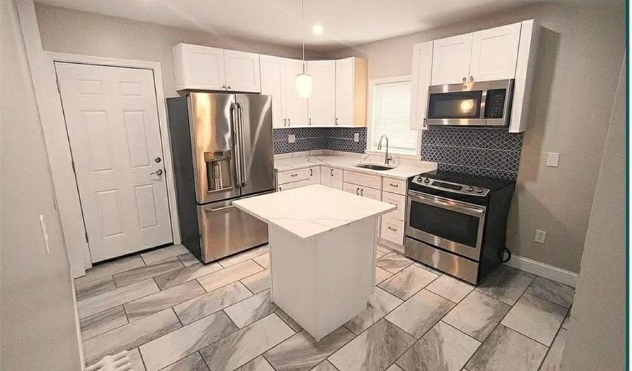 42 Victory St, Cranston, RI 02910 - 3 Beds, 2 Bath