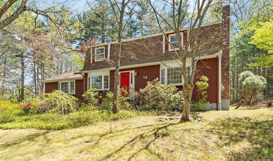 14 Minot Ave, Acton, MA 01720 - 4 Beds, 3 Bath