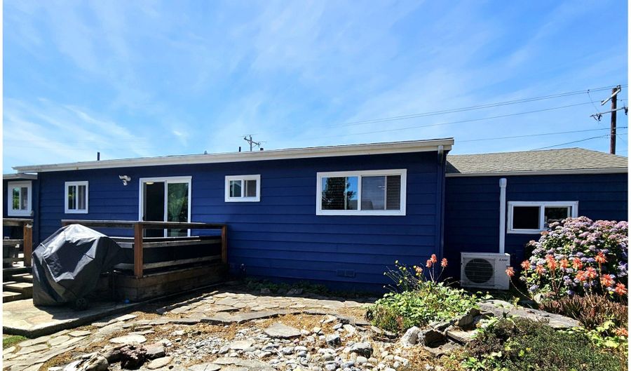 434 ARNOLD Ln, Brookings, OR 97415 - 3 Beds, 3 Bath