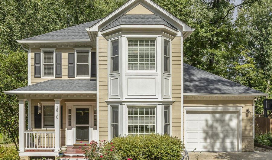 1916 Kelly Glen Dr. Dr, Apex, NC 27502 - 3 Beds, 3 Bath