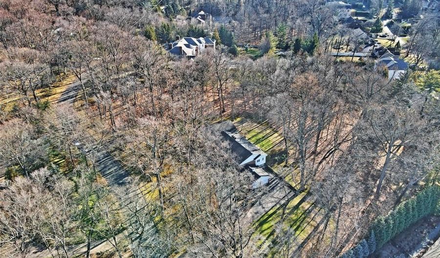 32 Litchfield Way, Alpine, NJ 07620 - 4 Beds, 3 Bath