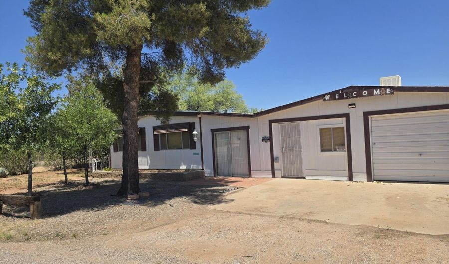 3200 W Barrel Cactus Ln, Benson, AZ 85602 - 3 Beds, 2 Bath