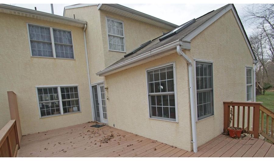 727 LOCUST Ln, Ambler, PA 19002 - 3 Beds, 3 Bath
