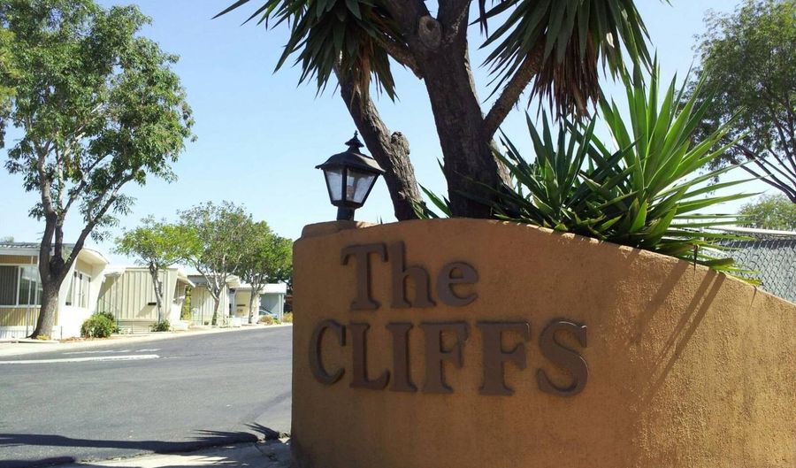 4996 Old Cliffs Rd, San Diego, CA 92120 - 2 Beds, 2 Bath