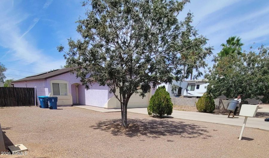 1564 S ROYAL PALM Rd, Apache Junction, AZ 85119 - 3 Beds, 2 Bath