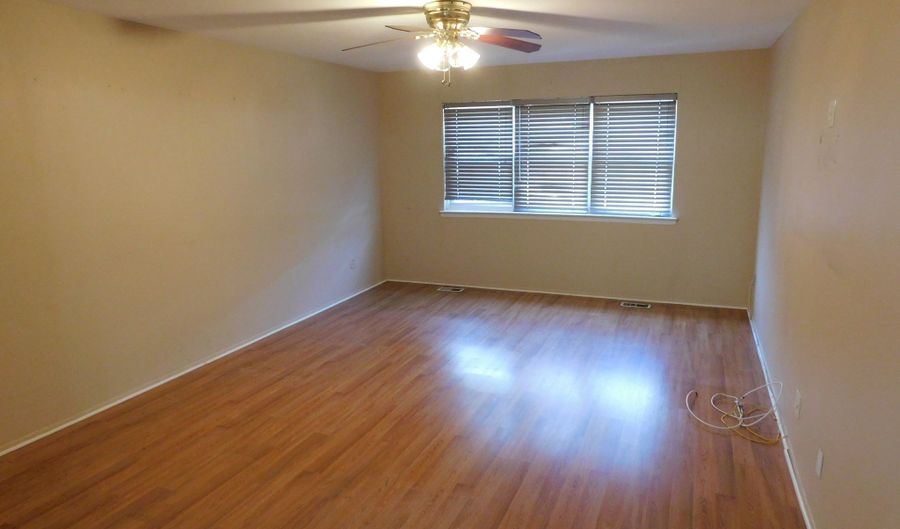 50 Greenhouse Rd 10A, Bridgeport, CT 06606 - 2 Beds, 2 Bath