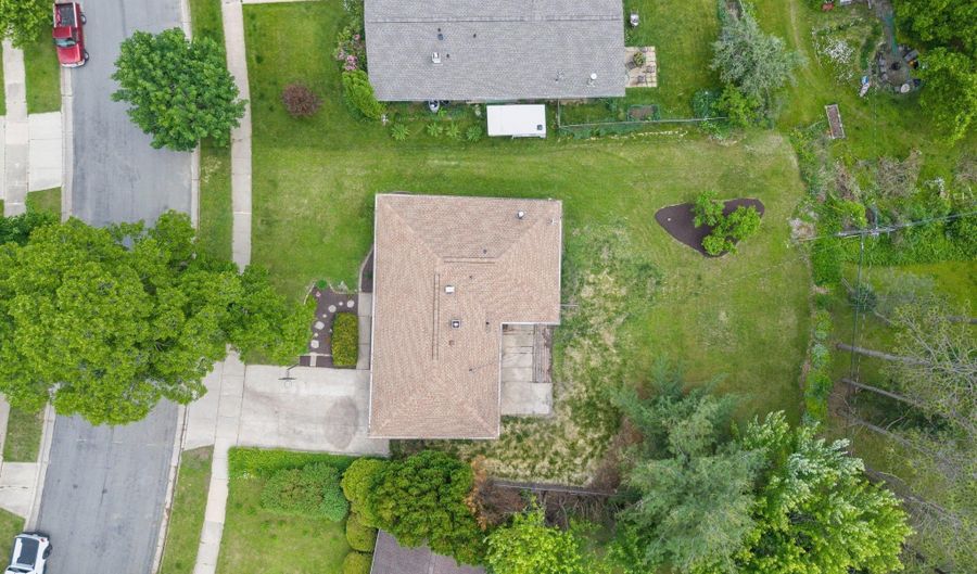 5905 Mayhill Dr, Madison, WI 53711 - 4 Beds, 2 Bath