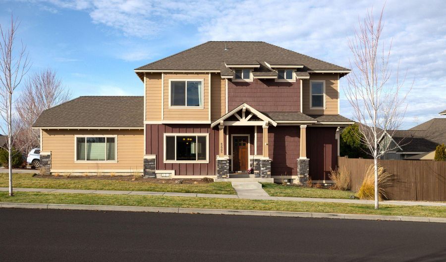 62905 Daniel Rd, Bend, OR 97701 - 3 Beds, 3 Bath