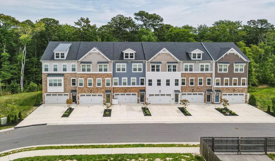 12428 SEA OAKS Ln 4, Berlin, MD 21811 - 5 Beds, 5 Bath