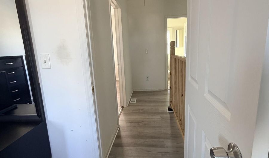 715 Harris Pl, Atlantic City, NJ 08406 - 2 Beds, 2 Bath
