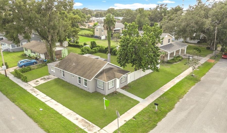 1600 ROOSEVELT Ave, Orlando, FL 32804 - 3 Beds, 1 Bath