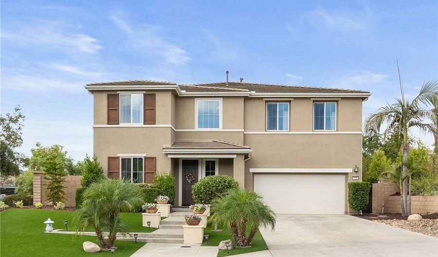 2031 Wagon Wheel Ct, Escondido, CA 92026 - 5 Beds, 4 Bath