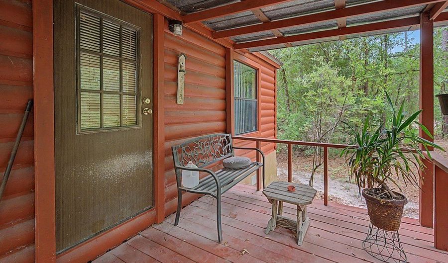 550 NW 73rd Way, Bell, FL 32619 - 3 Beds, 2 Bath