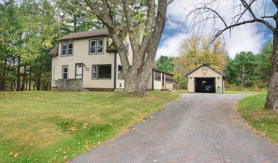 87 Middle Rd, Augusta, ME 04330 - 4 Beds, 1 Bath