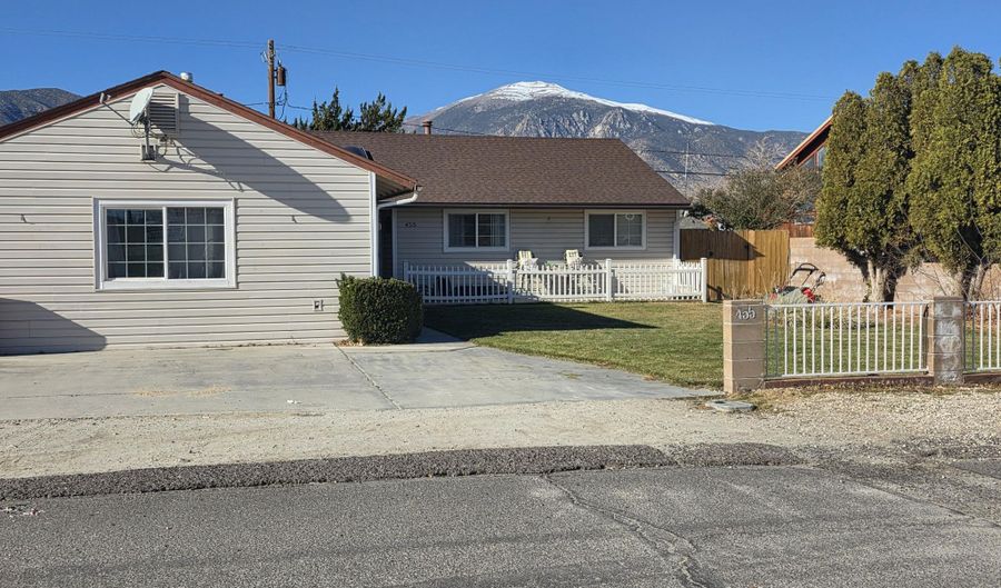 455 Connely St, Hawthorne, NV 89415 - 4 Beds, 2 Bath
