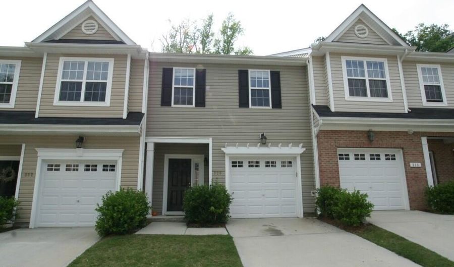 320 Anterbury Dr, Apex, NC 27502 - 3 Beds, 3 Bath