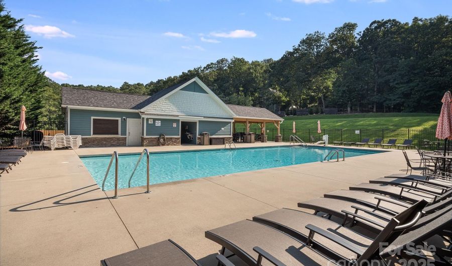 7 Groton Way, Arden, NC 28704 - 3 Beds, 2 Bath