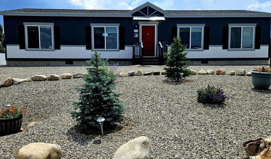 1030 Excelsior Ln, Challis, ID 83226 - 3 Beds, 2 Bath