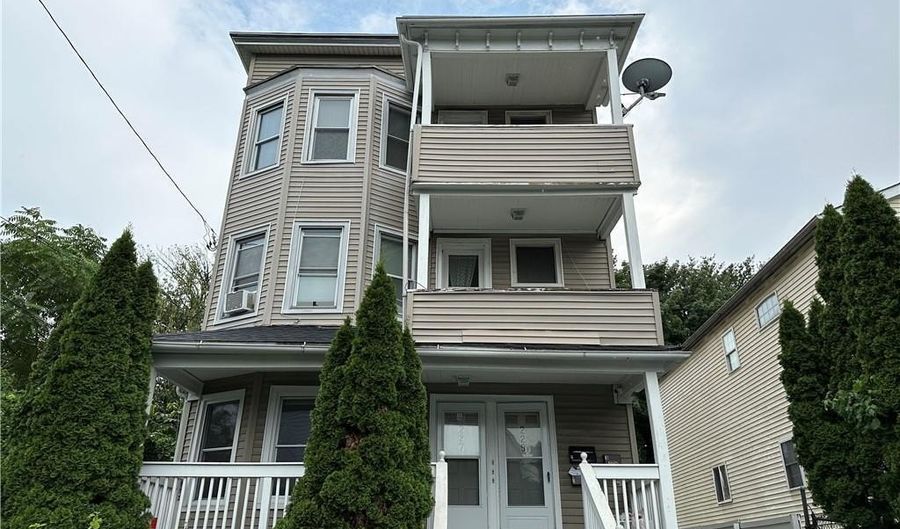 227 Orland St, Bridgeport, CT 06605 - 2 Beds, 1 Bath