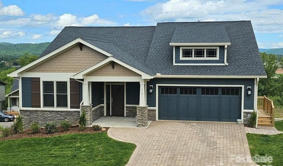 175 Waightstill Dr, Arden, NC 28704 - 4 Beds, 3 Bath