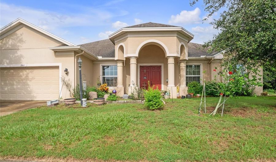 1902 GRIFFINS GREEN Dr, Bartow, FL 33830 - 3 Beds, 2 Bath