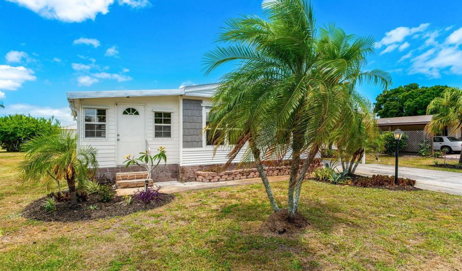 918 Balsam St, Barefoot Bay, FL 32976 - 3 Beds, 2 Bath