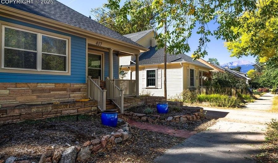 417 E Caramillo St, Colorado Springs, CO 80907 - 2 Beds, 1 Bath