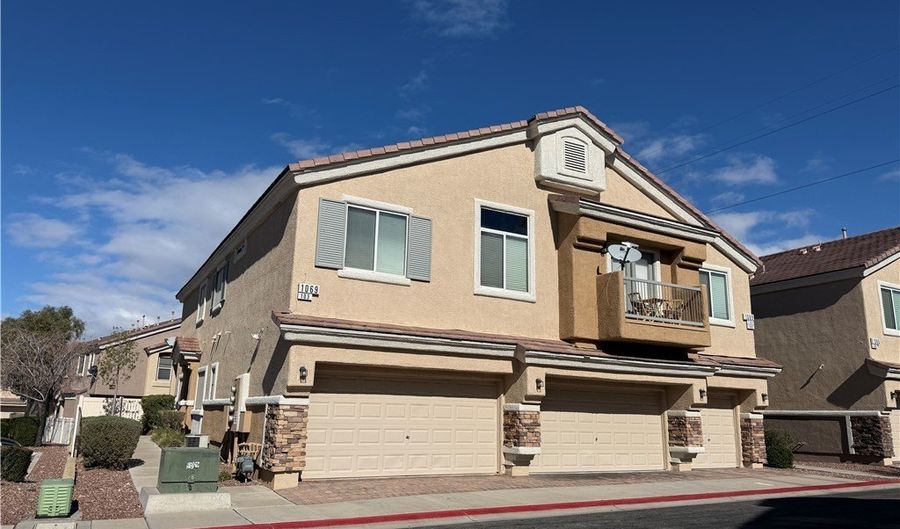 1069 Slate Crossing Ln 2, Henderson, NV 89002 - 3 Beds, 3 Bath
