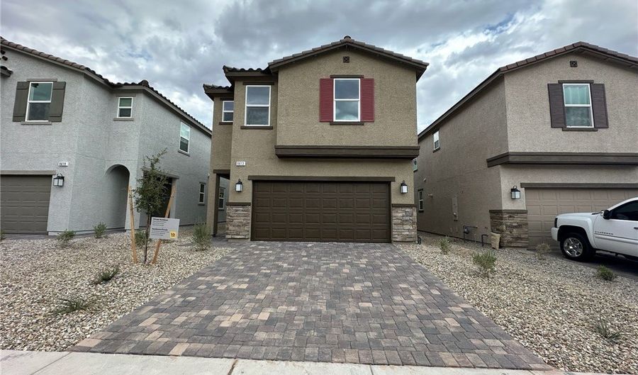 9613 Hinson St, Las Vegas, NV 89139 - 3 Beds, 3 Bath