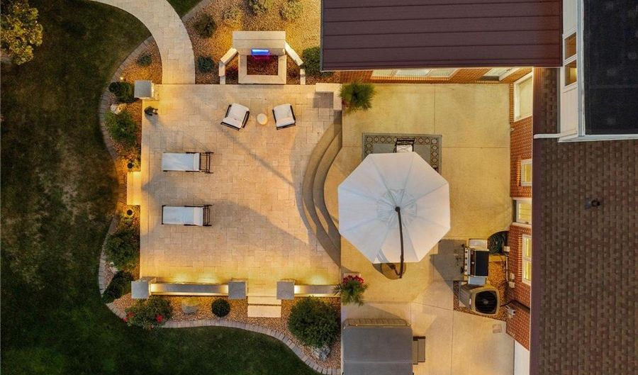 301 22nd St NW, Austin, MN 55912 - 5 Beds, 5 Bath