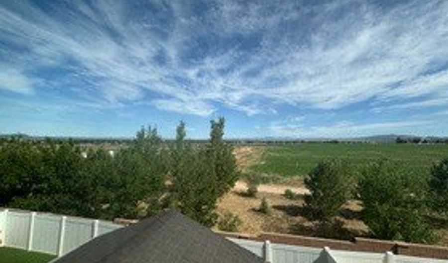 155 E 3100 N, Cedar City, UT 84721 - 3 Beds, 3 Bath