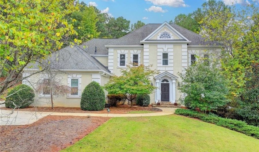 3610 Mansions Pkwy, Berkeley Lake, GA 30096 - 4 Beds, 5 Bath