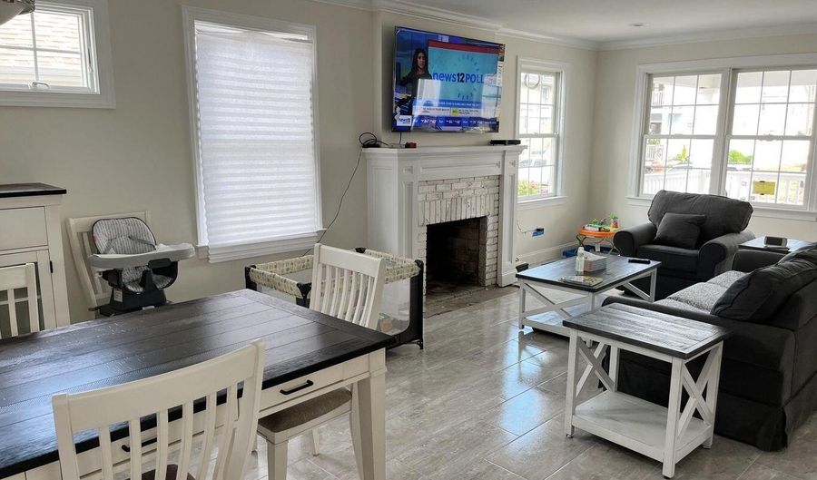 101 15th Ave, Belmar, NJ 07719 - 1 Beds, 1 Bath