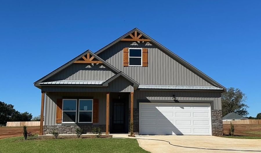 176 Woodham Rd, Ashford, AL 36312 - 4 Beds, 2 Bath