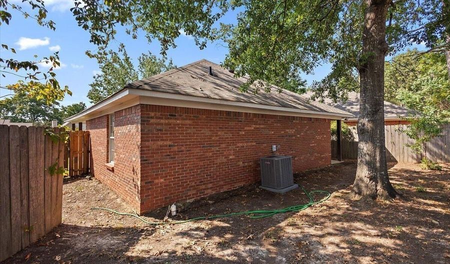 214 Falcon Cv, Brandon, MS 39047 - 2 Beds, 2 Bath
