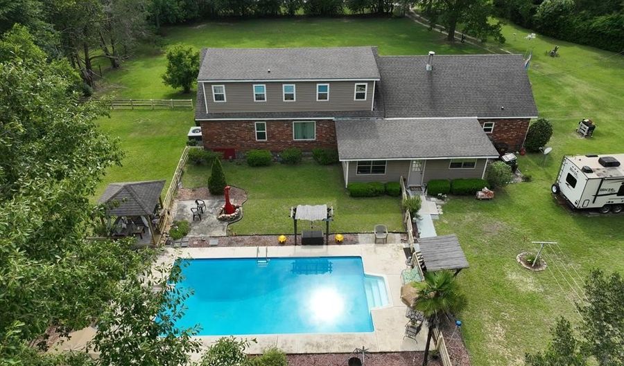 394 Griffin Ave, Attapulgus, GA 39815 - 4 Beds, 3 Bath