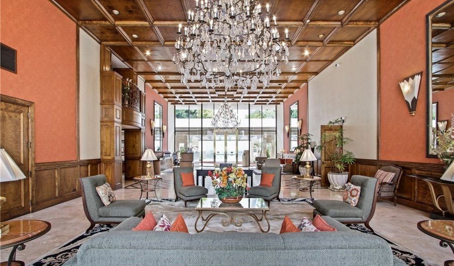 121 S Hope St 318, Los Angeles, CA 90012 - 2 Beds, 2 Bath