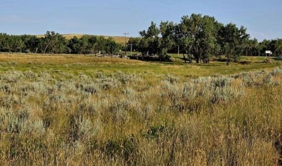 Hwy 212 E, Broadus, MT 59317 - 0 Beds, 0 Bath