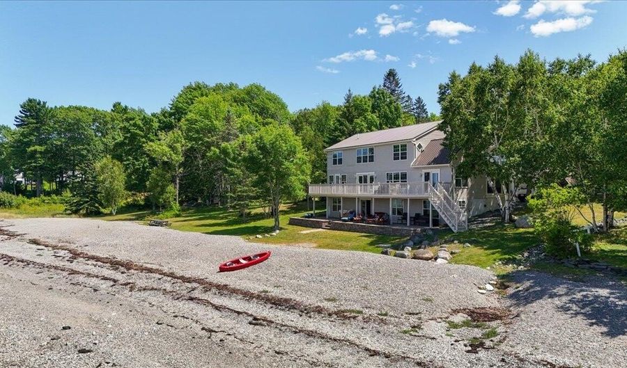 13 Coles Cv, Bar Harbor, ME 04609 - 4 Beds, 4 Bath