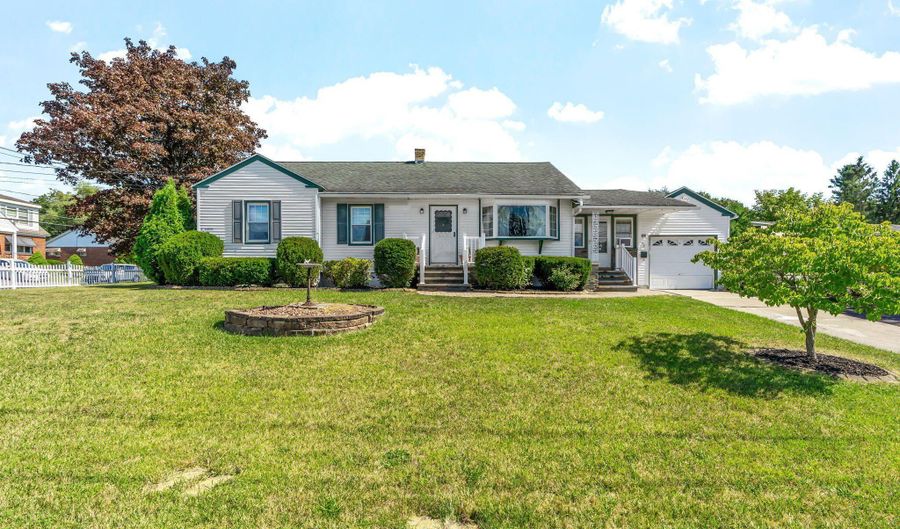 42 Edson St, Amsterdam, NY 12010 - 3 Beds, 1 Bath