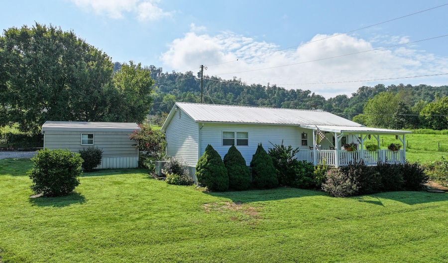 2074 W Pines Rd, Afton, TN 37616 - 2 Beds, 1 Bath