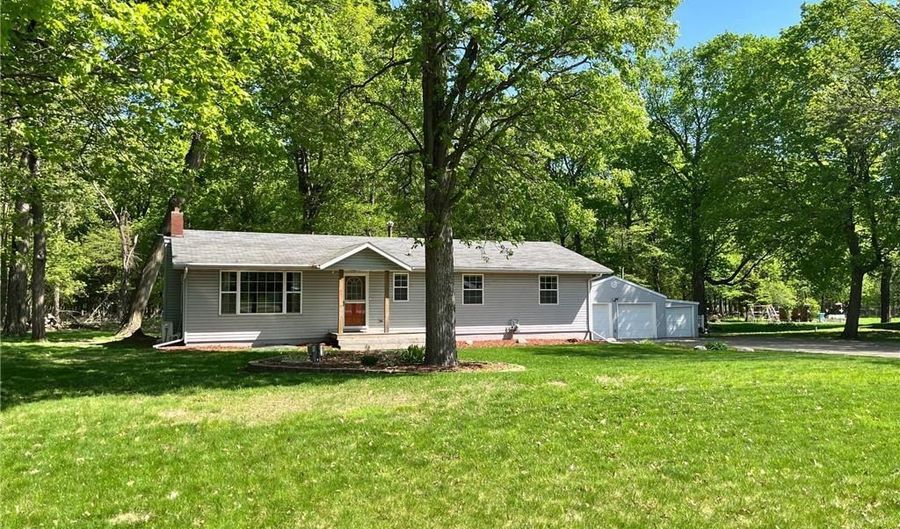 10306 Hemlock St NW, Annandale, MN 55302 - 4 Beds, 2 Bath
