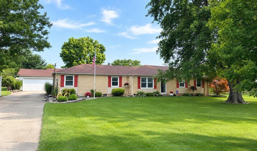 2498 E 100 N, Anderson, IN 46012 - 3 Beds, 2 Bath