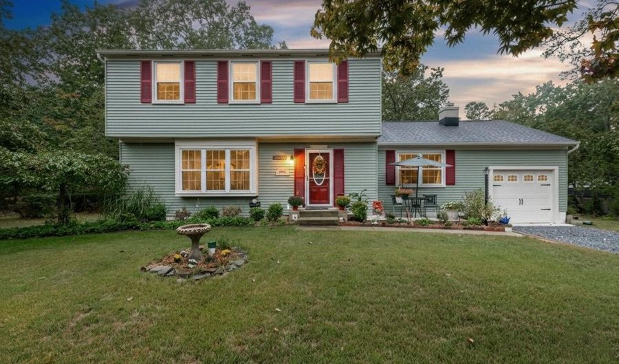 893 WILLOW Way, Atco, NJ 08004 - 3 Beds, 2 Bath