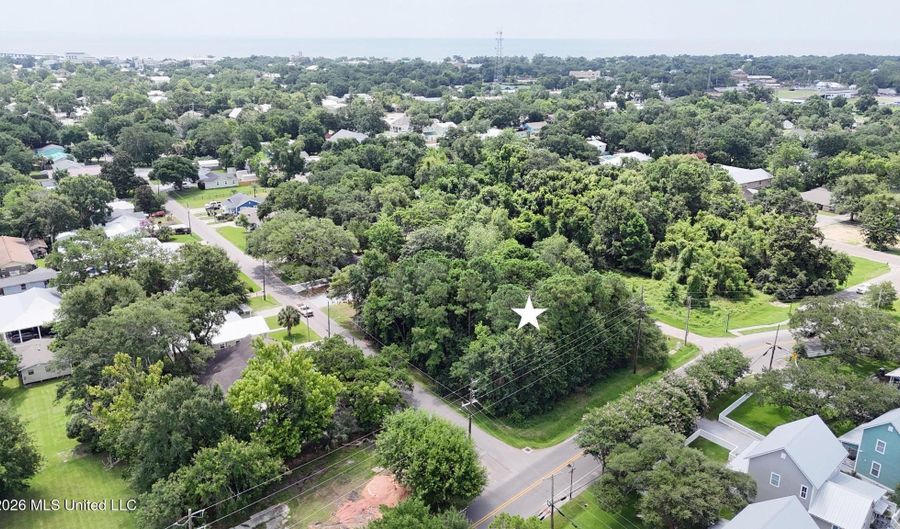 Demontluzin Avenue, Bay St. Louis, MS 39520 - 0 Beds, 0 Bath